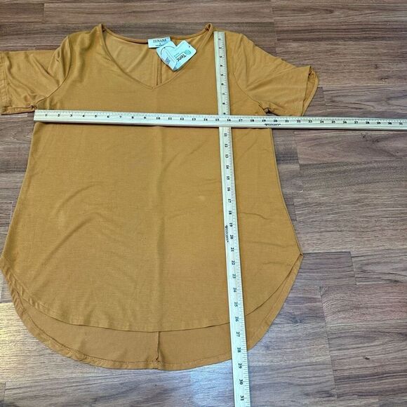 Zenana Short Sleeve V-neck, Mustard Yellow T-Shirt women size Large - Picture 6 of 9